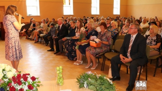 Mākslas nodaļai Madlienas skolā 20 gadi