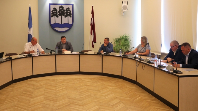 Domes priekšsēdētāji tiekas darba grupas sanāksmē par ATR ieviešanu