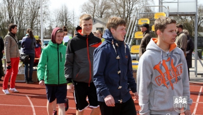 Mūsu soļotājiem uzvaras sacensībās "Aprill – Aprill 2014"