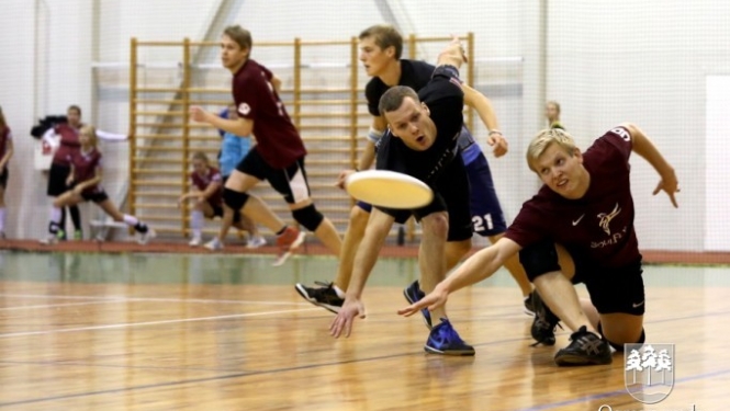 Noslēgušās starptautiskās frisbija sacensības „Rīgas Rudens”