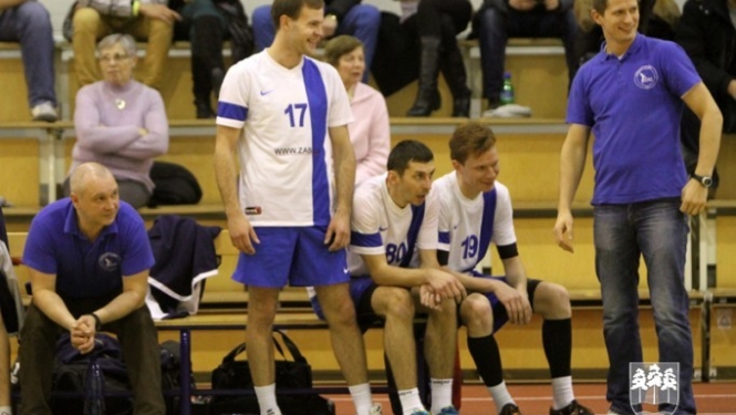 Ogres handbolisti revanšējas junioriem