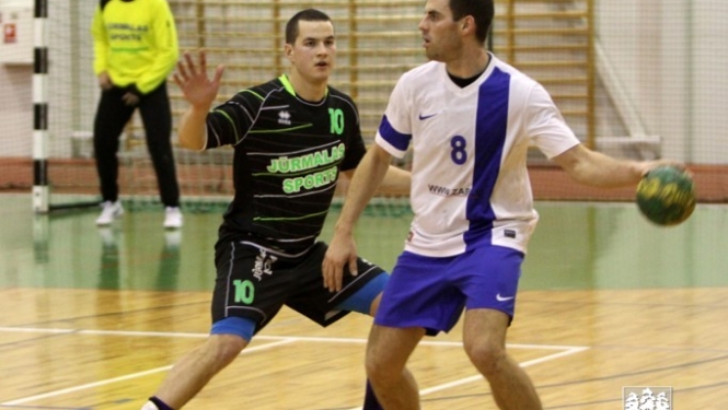HK "Ogre" uzvar "Jūrmalas Sportu"
