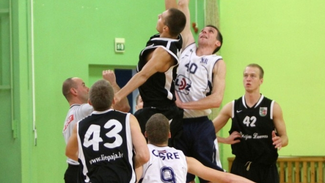 Jauno sezonu Latvijas Basketbola līgas 2. divīzijā uzsākusi Ogres Basketbola skolas komanda