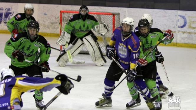"Ogre Juniors" hokejistiem 3.vieta Rīgas Kausā un cīņa par Latvijas bronzu