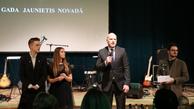 Pasniegta Ogres novada Jauniešu Gada balva 11 nominācijās