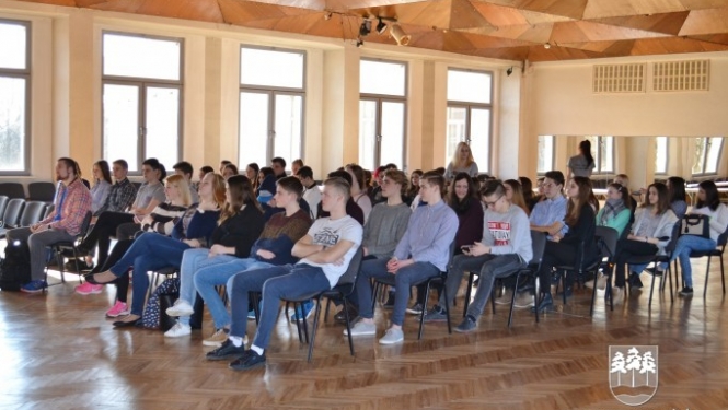 Ogres novada jaunieši tiekas ikgadējā forumā
