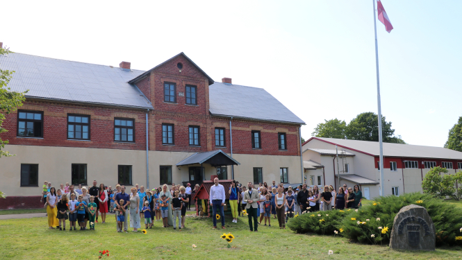 1. septembrī darbu uzsāks Krapes skola Universum