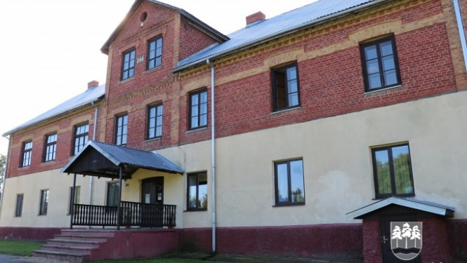 Jaudīgs starts Krapes skolai UNIVERSUM (25.09.2020.)