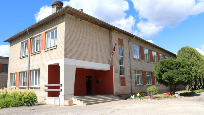 Aicina darbā pirmsskolas skolotāju Suntažu vidusskolas Lauberes filiālē