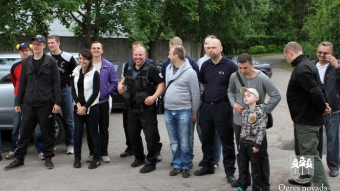 Ogres NSC kausu šaušanā ar pistoli izcīna Arnis Birze