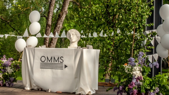 OMMS absolvē 60 audzēkņi un skola tiek pie jauna logo