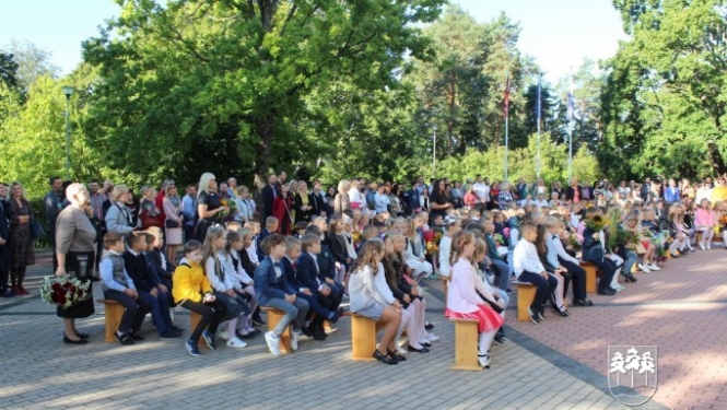 Zinību diena Ogres skolās