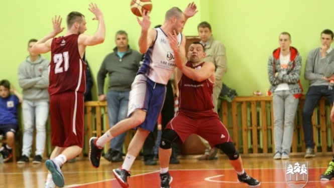 Ogres basketbolistiem izšķirošā cīņa par iekļūšanu finālā