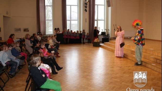 Prieka mirklis bērniem