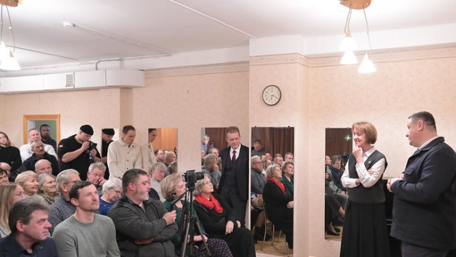 Tikšanās ar iedzīvotājiem Suntažos ar VARAM ministres Ingas Bērziņas un E.Helmaņa piedalīšanos