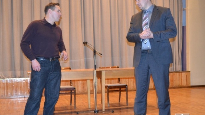 Artūrs Irbe tiekas ar skolēniem