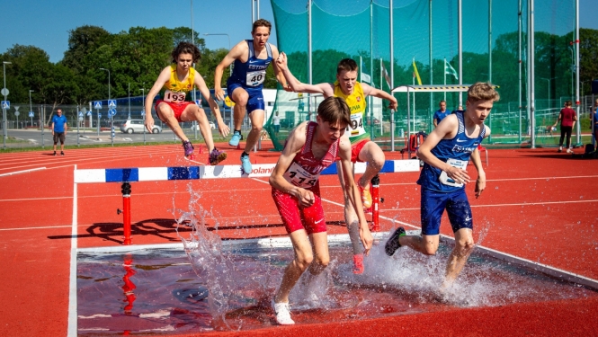 Ogres novada sportisti Baltijas čempionātā finišē ar rekordu un medaļām