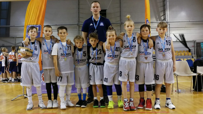 Ogres Basketbola skolas komandai 3. vieta LJBL turnīrā “Baltais kauss”