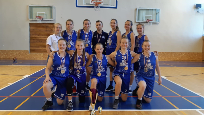 Ogres basketbolistēm panākumi turnīros Siguldā un Valmierā