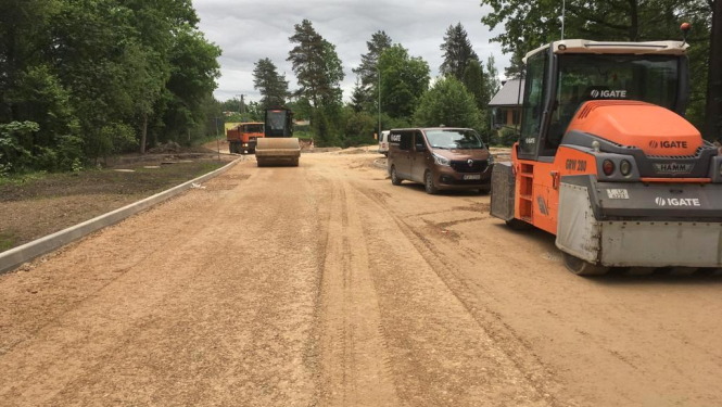 J.Čakstes prospektā  sāks ieklāt asfaltbetona segumu
