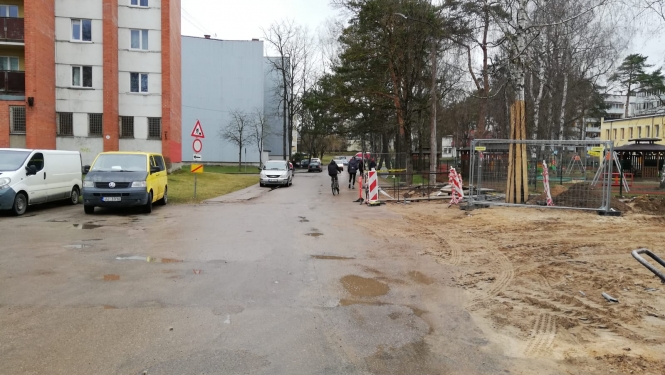 Sāks atjaunot asfaltbetona segumu Ceriņu ielā