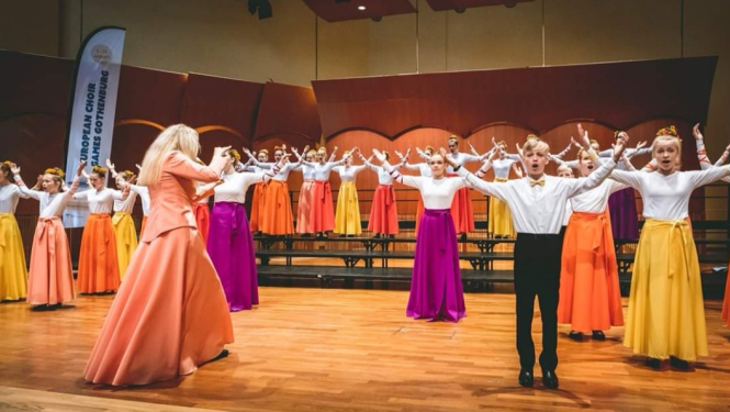Ogres korim Zelta diploms un medaļa Eiropas koru olimpiādē