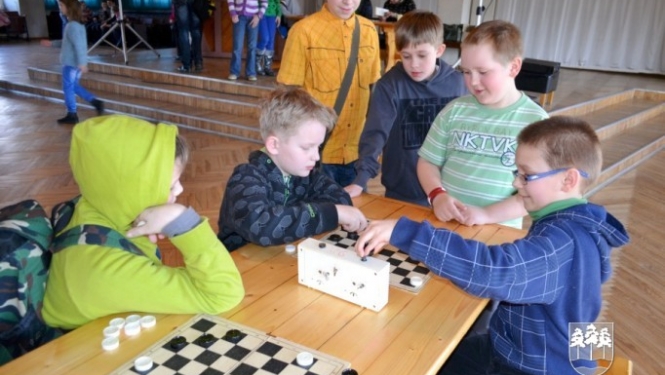 Noskaidroti spēcīgākie dambretisti