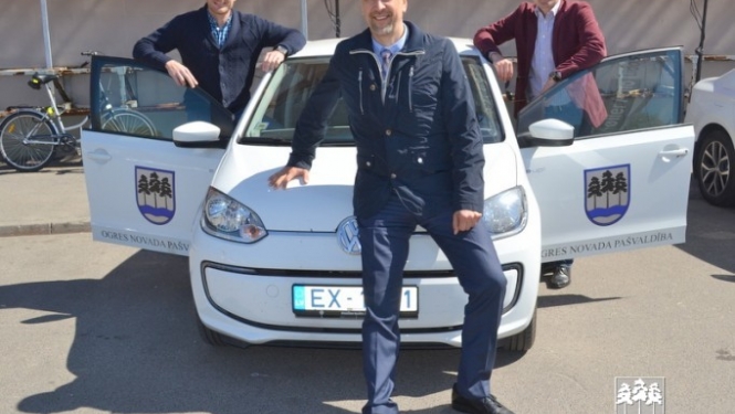Pašvaldība piedalās elektromobiļu maratonā