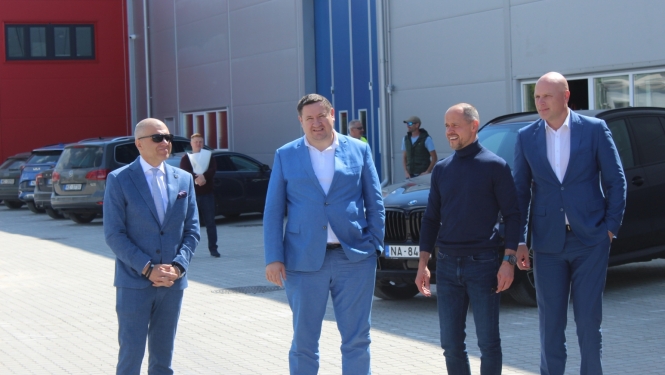 Jaunas rūpnīcas būvniecības sākums Elkšņos jeb Pirmās lāpstas svētki. 12.05.2023,