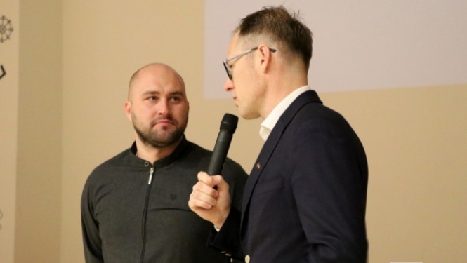Ogrē notikusi filmas “Ukrainas frontē bez pārmaiņām” pirmizrāde