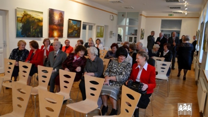 Priekšsēdētājs tiekas ar goda novadniekiem