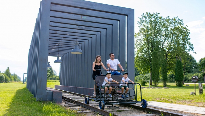 Projekts Greenways - sliežu velosipēds Ķeipenē