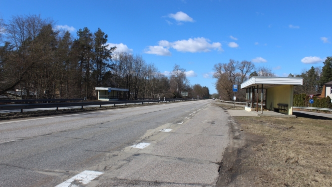 Autoceļš A6, Ikšķile, pieturvietas