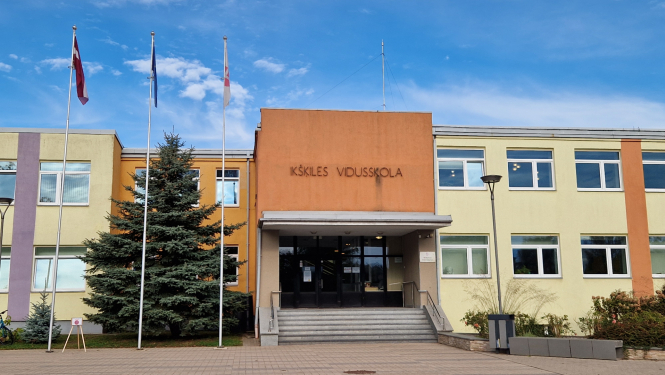 Ikšķiles vidusskola