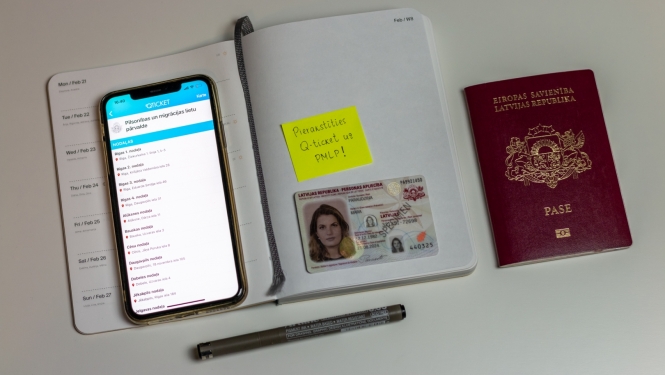 Kā pieteikties pases vai eID kartes noformēšanai vai saņemšanai, izmantojot mobilo lietotni Qticket?