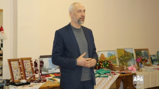 Ogres Invalīdu biedrības rokdarbu izstāde