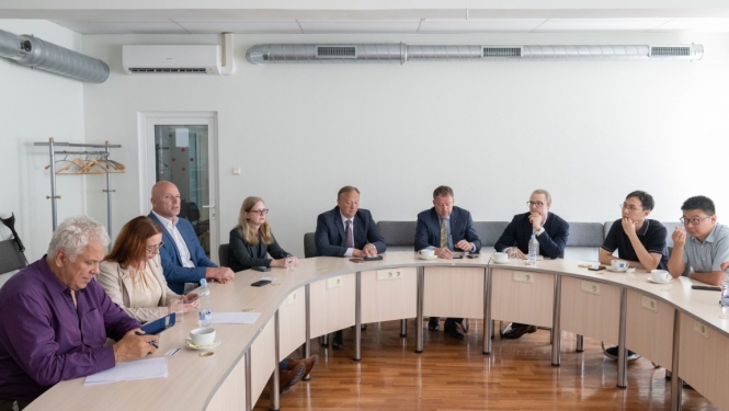 Ogres novada pašvaldībā tika uzņemta biedrības “Goda konsulu konsulārais korpuss Latvijā” delegācija kopā ar Gintu Sīviņu 28.08.2024.