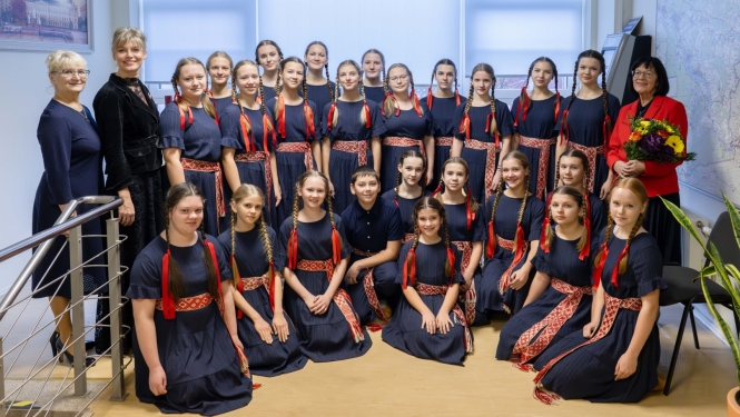 Lielvārdes Mūzikas un mākslas skolas koris "Lielvārde" viesojas pašvaldībā