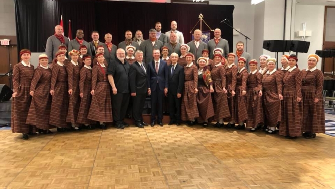 Koris “Ogre” skan Latviešu dziesmu un deju svētkos Kanādā