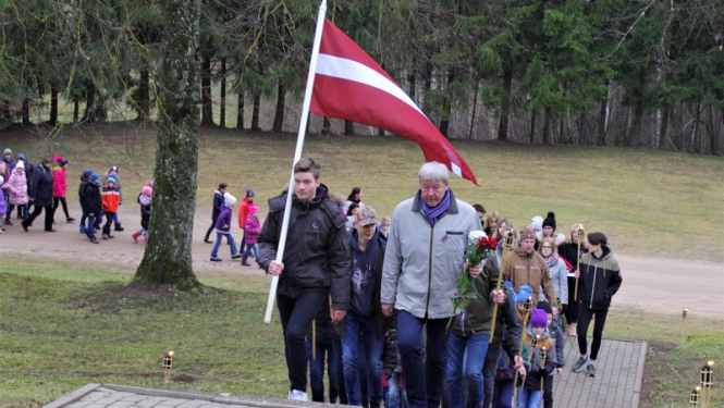 Lāčplēša diena Madlienas vidusskolā