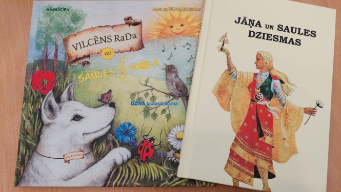Jāņa un Saules dziesmas” un “Vilcēns RaDa un Saules muzikālā skola” mājmācības grāmatas
