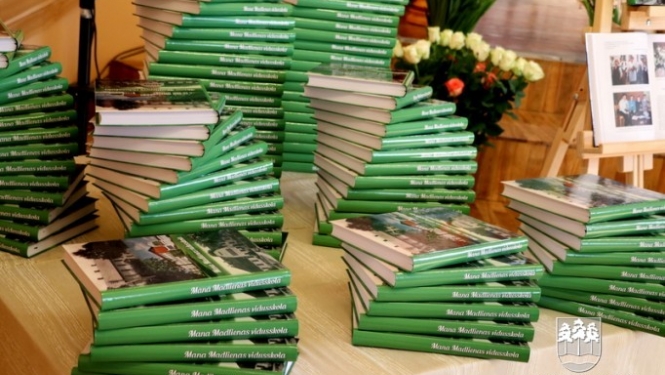 Madlienas vidusskolas 45 gadu svinības