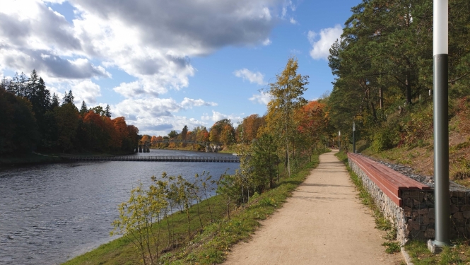 Ogres upes promenāde