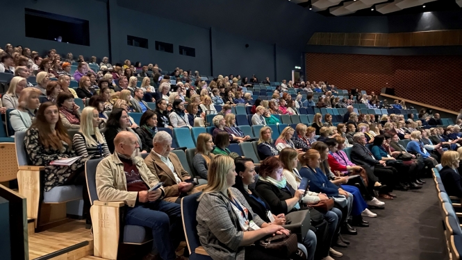 Ogres novada pedagogi gūst jaunas zināšanas konferencē “Vairāk kā stunda…”