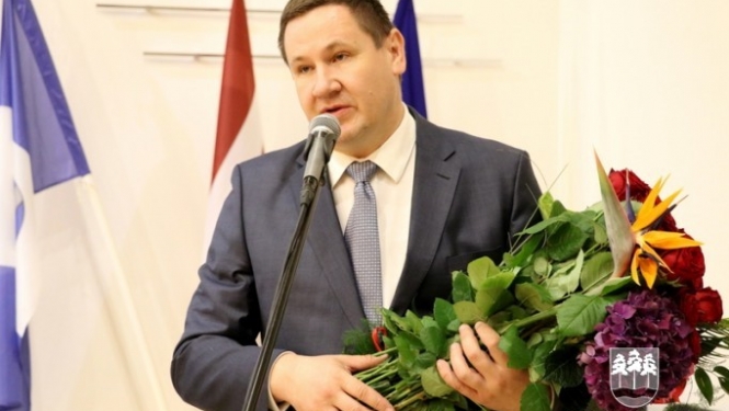 Ogres novada pašvaldības domi vadīs Egils Helmanis
