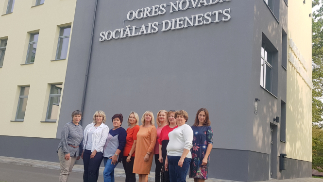 Ogrēnieši dalās ar pieredzi sociālo pakalpojumu jomā