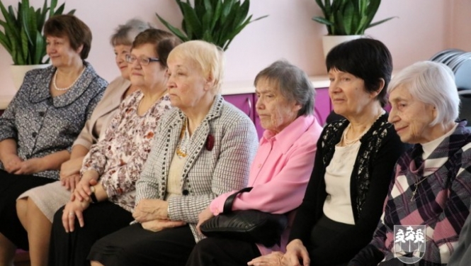 Bērnudārzs “Sprīdītis” sirsnīgi uzņem ciemos bijušos darbiniekus