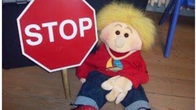 „STOP 4-7” bezmaksas atbalsta programma ģimenēm un bērniem