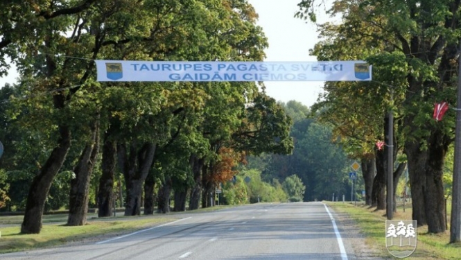Taurupes svētki šogad veltīti Latvijas simtgadei