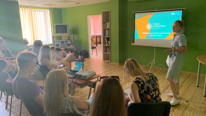 Erasmus+ projektā jaunieši varēs iegūt noderīgas digitālās kompetences